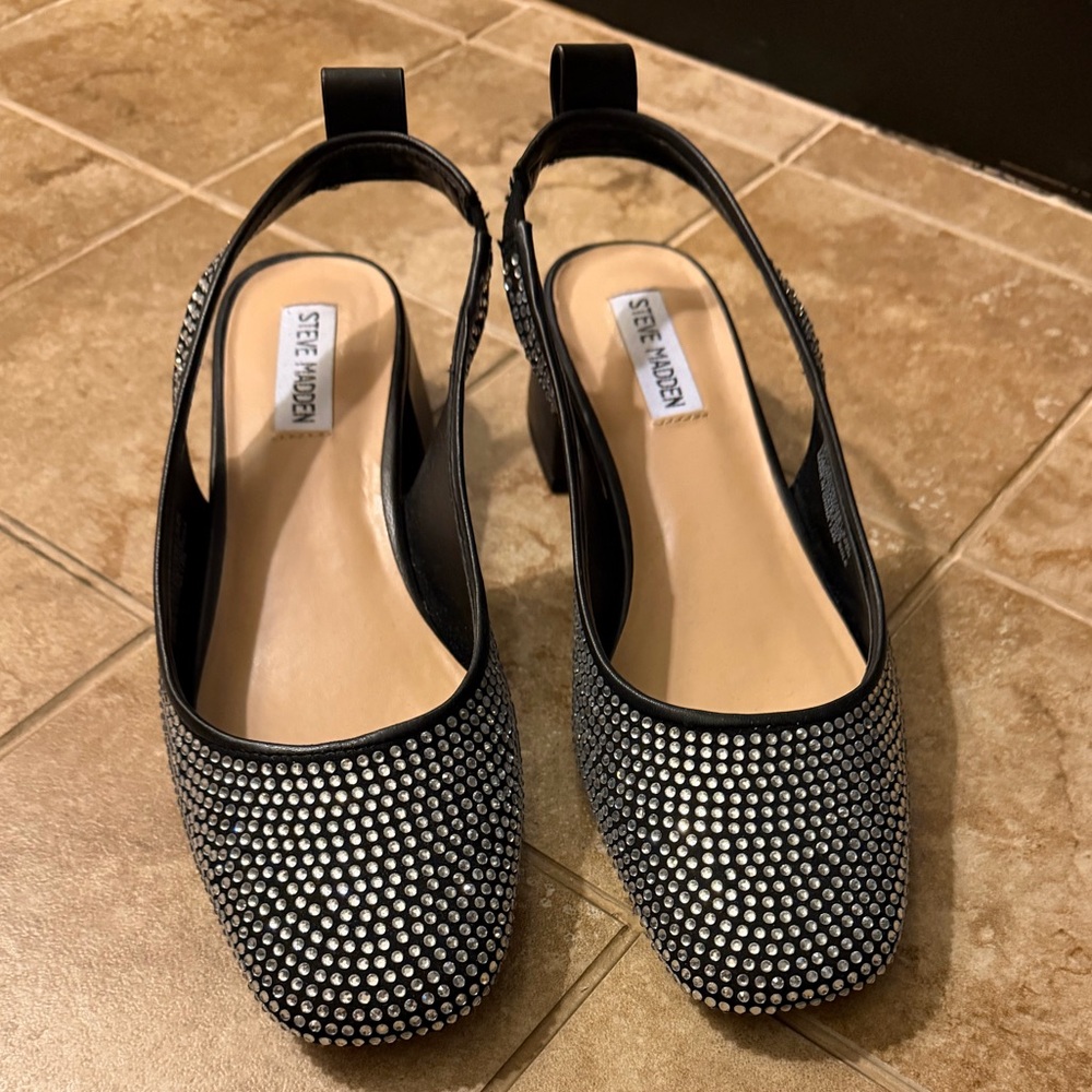 Steve Madden Black and Silver Studded Heels